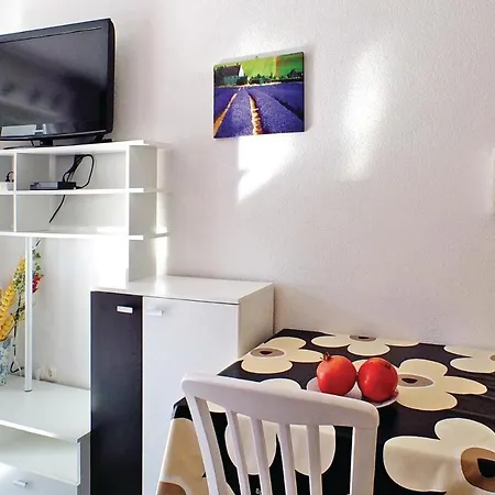 With Sea View 5 アパート