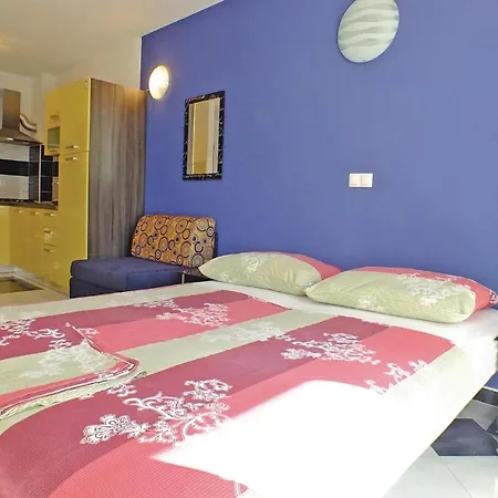 With Sea View 5 アパート マカルスカ