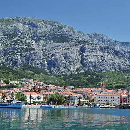 Apartamento Cozy Studio In Makarska With Wifi Makarska